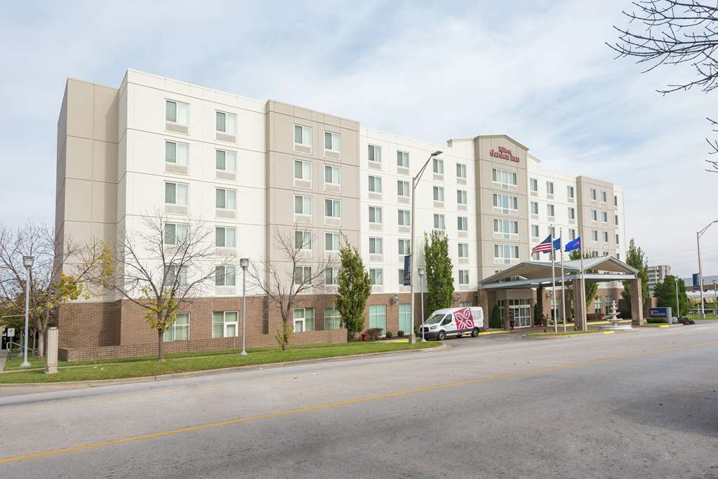 Hilton Garden Inn Kansas City/Kansas Ngoại thất bức ảnh
